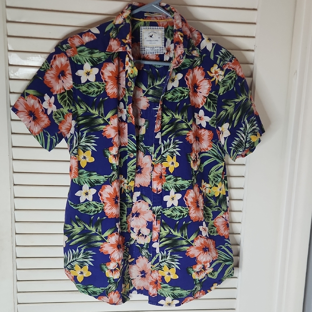 Denim & Flower Tropical Floral Button Down Shirt
